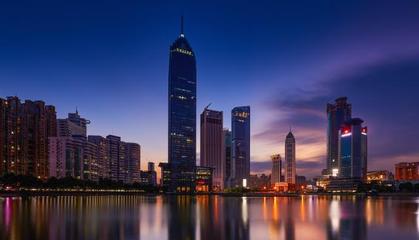 评武汉市夜景灯光效果:长江两岸的宏伟大气,在中国南方首屈一指