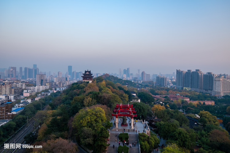 武汉黄鹤楼公园风光